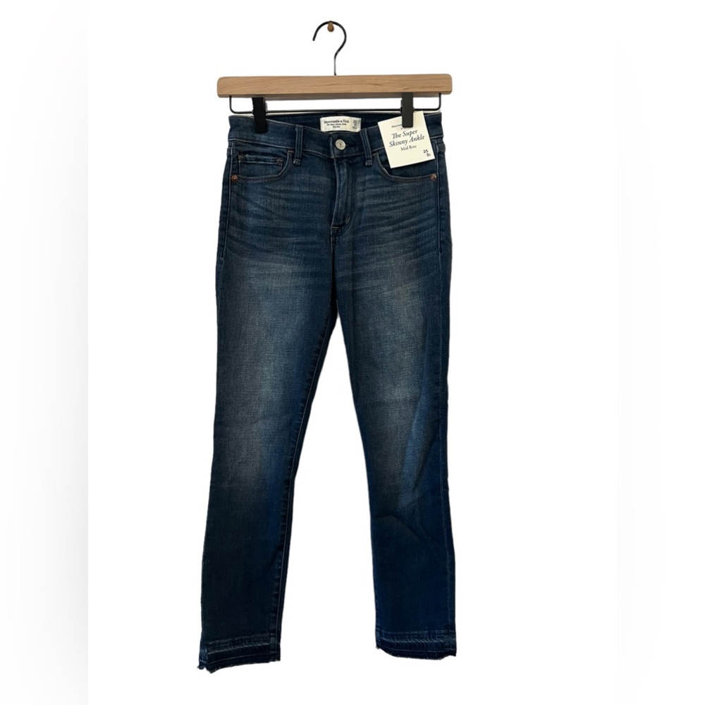 🆕 Abercrombie and Fitch Super Skinny Ankle Jeans NWT